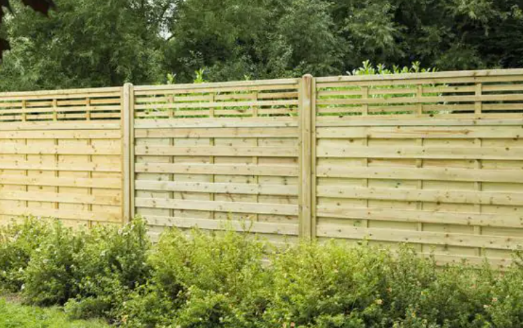  Elevate Your Boundaries: Explore Fence Panels at Buy Sheds Direct!