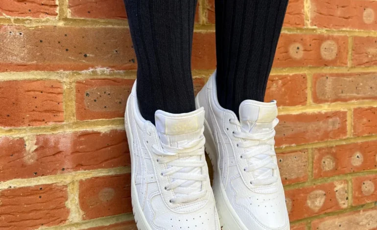  All-Day Comfort: Experience Bamboo Bliss with Swole Panda Socks