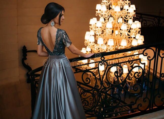  Elegance Reimagined: Discovering the Charm of Preloved Evening Dresses