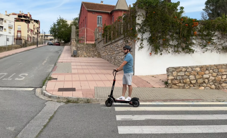  Revolutionize Your Commute with iScooter: The Ultimate Electric Scooter Experience