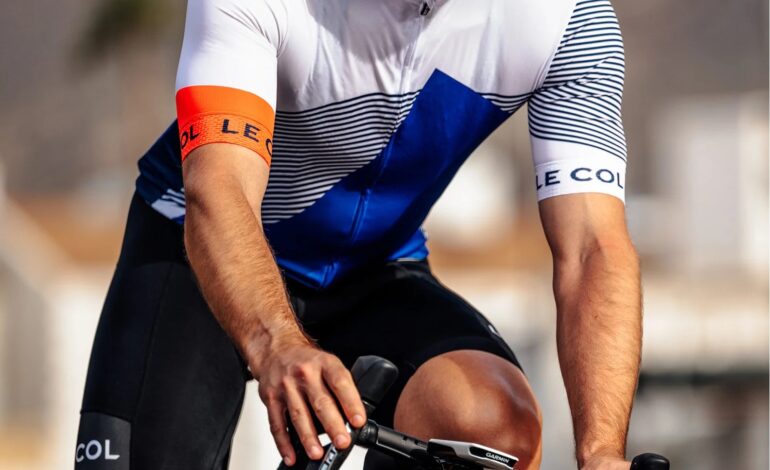 Elevate Your Ride: Top Men’s Cycling Jerseys at LE COL
