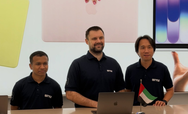  Smart Protection and Premium Apple Accessories at iSTYLE